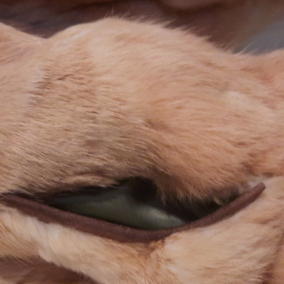 Beautiful tan and browns Vintage Rabbit Fur 1970's Jacket - Picture 6 of 8